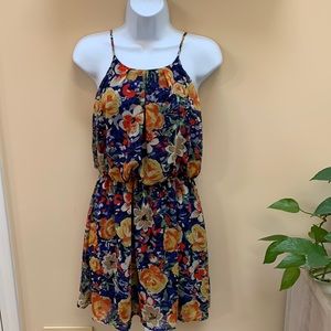 💐 Women’s Medium Short Summer Dress
